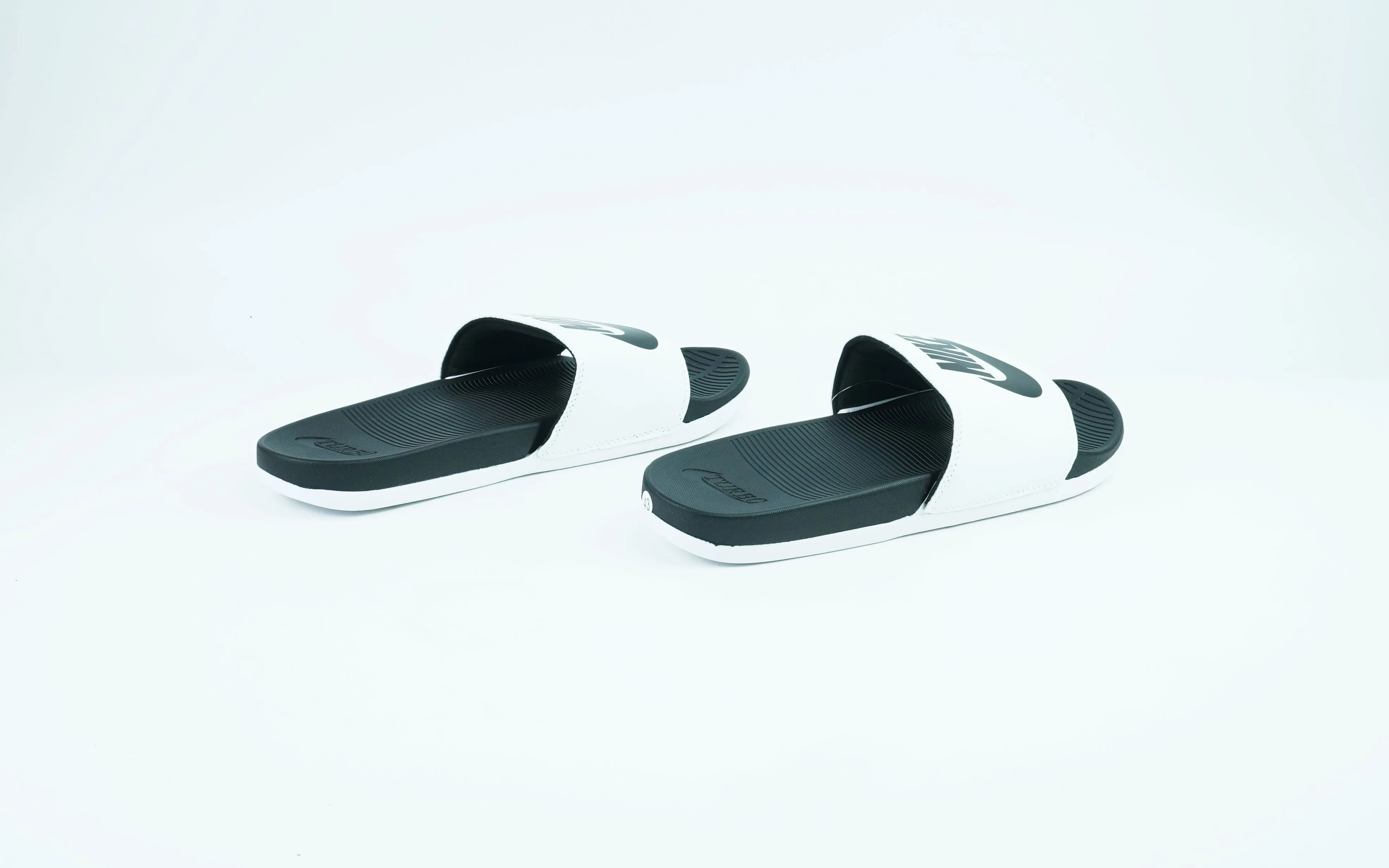 2022 Nike Black and White slides for men