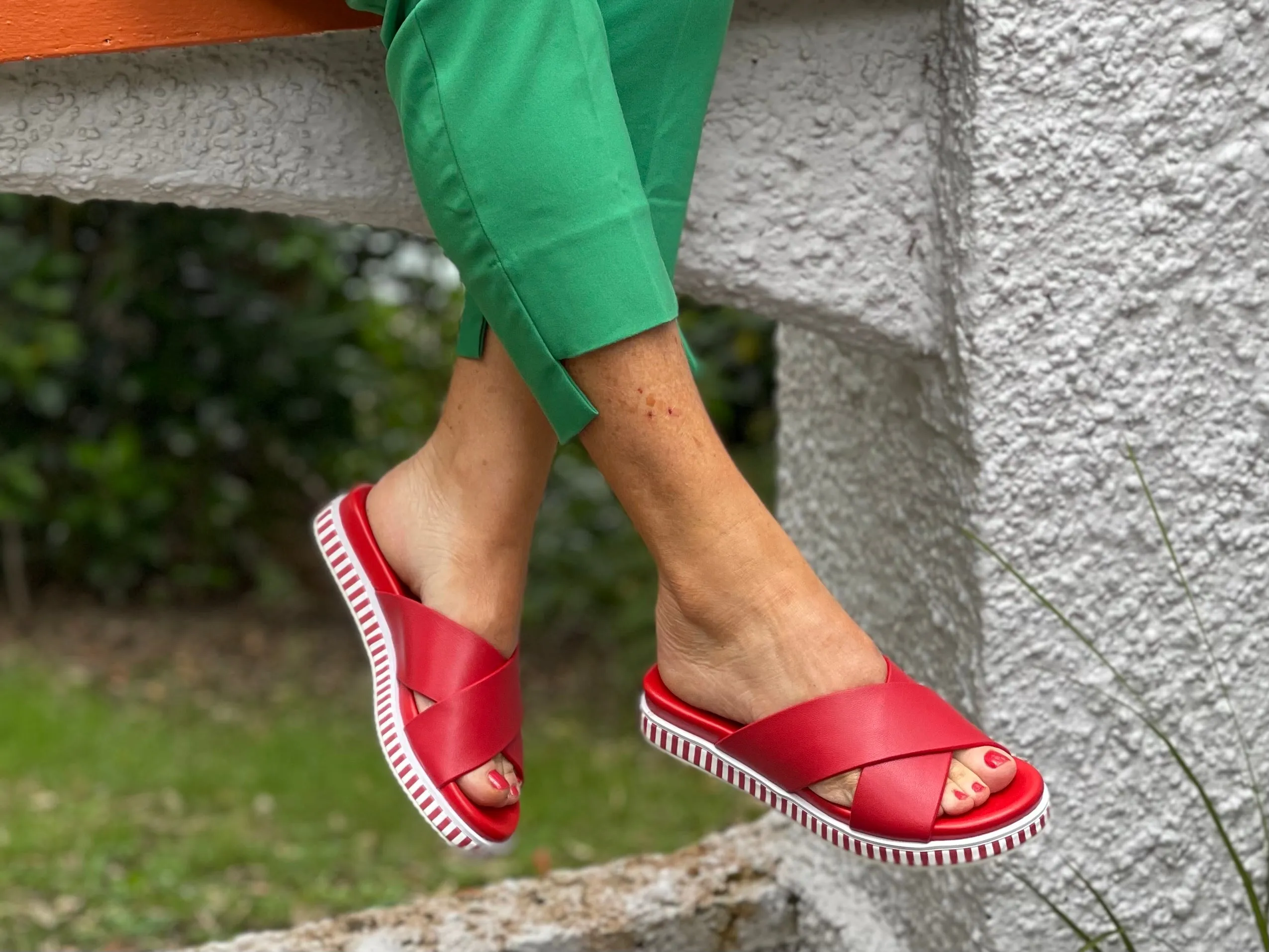 Chrissie Birdie available in 3 colours