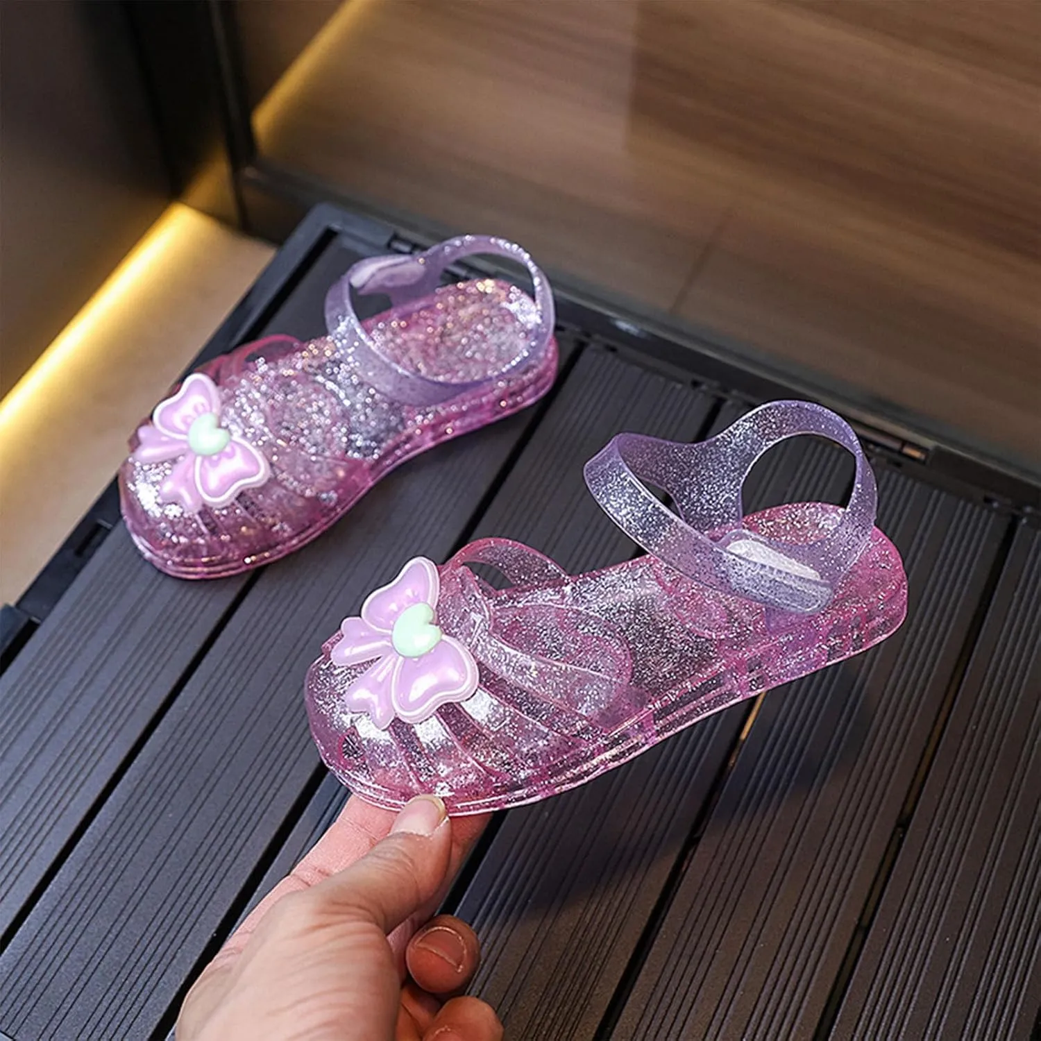 Lightweight Boys Girls Sandals Children's Jelly Crystal Shoes Bow Non Slip Beach Shoes Sandals