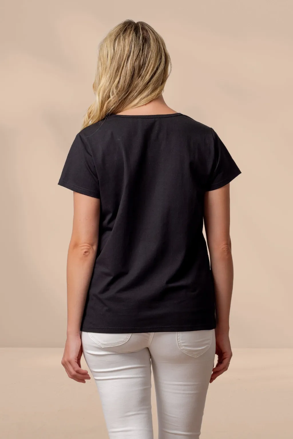 Moss Queen Bee Tee Black