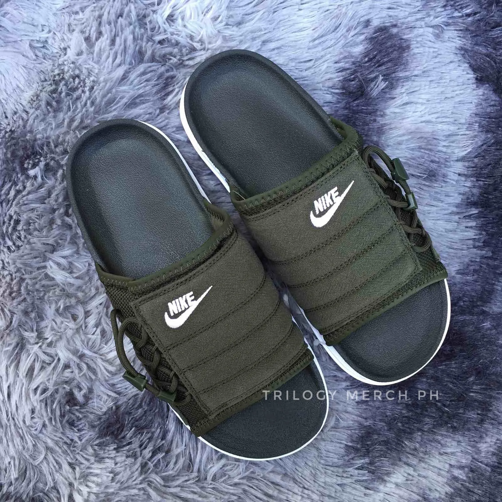 Nike Asuna Premium Embroidered Slides (Black/Sequoia/White)(CI8800-301)