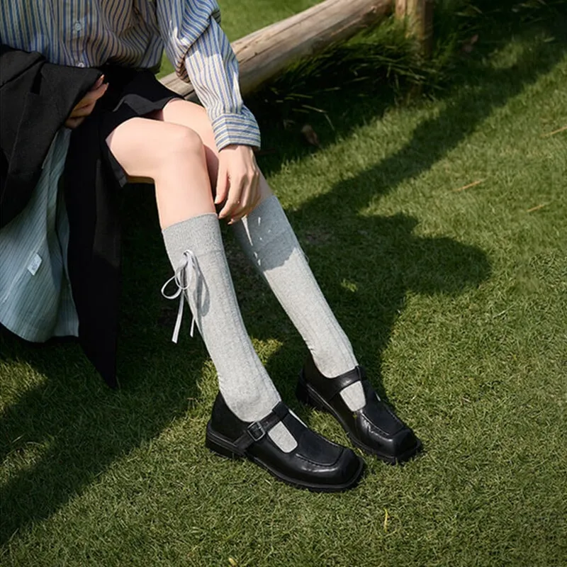 Soft Leather T-strap Mary Jane Shoes For Women Round Toe in Black/Brown