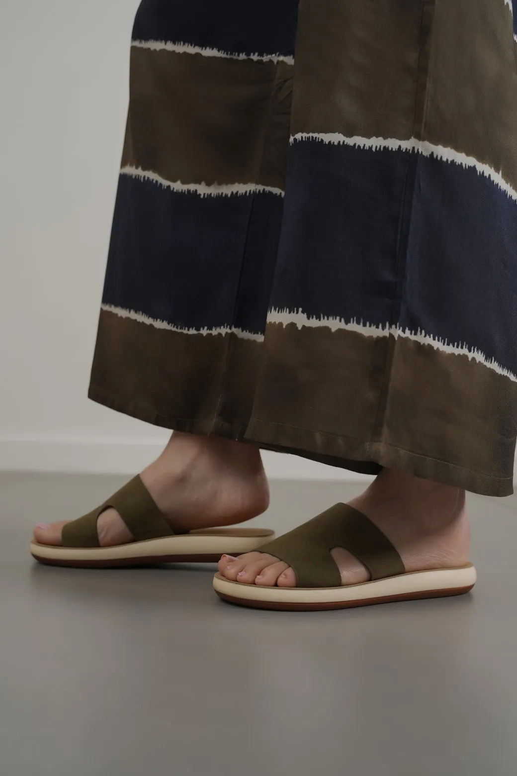 THE SQUIDGY SLIDES